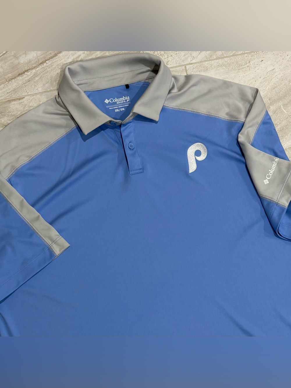 Columbia Golf Men’s Omni-Wick Phillies Performance Polo